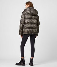 Load image into Gallery viewer, KALA LEOPARD PUFFER COAT
